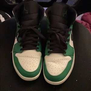 Jordan 1 Mid Pine Green and Black